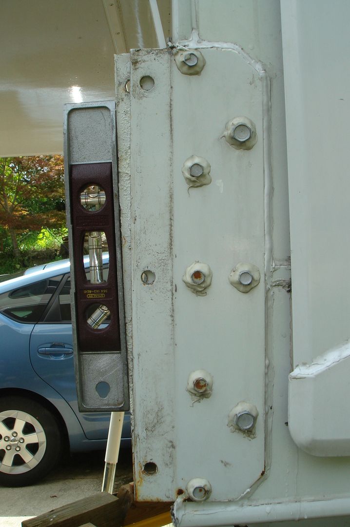 Open Roads Forum Truck Campers Lance front Atwood Jacks